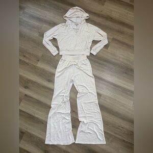 Wonderly Soft Knit Lounge Set in Cream